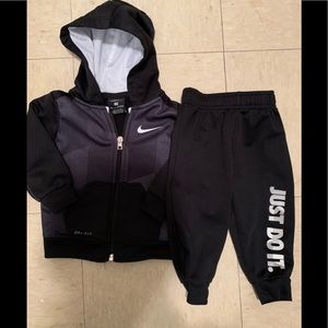 Nike 2 piece jacket with pants 18months